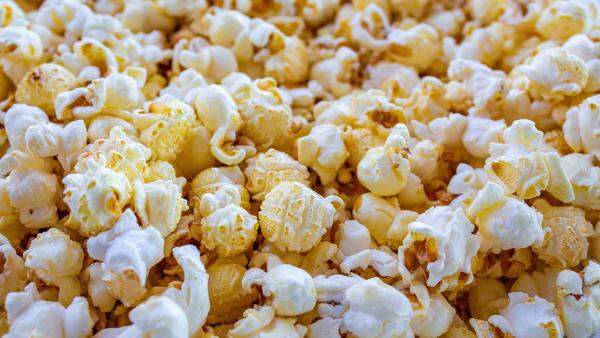 Popcorn süß zum selbst Abfüllen mit Tüten+Klipse 5kg/100L im Karton